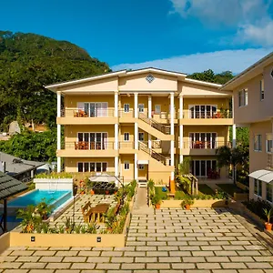https://tropical-hideaway.maheislandhotels.com