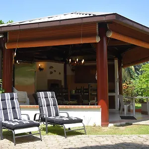 https://jessies-guest-house-seychelles.maheislandhotels.com